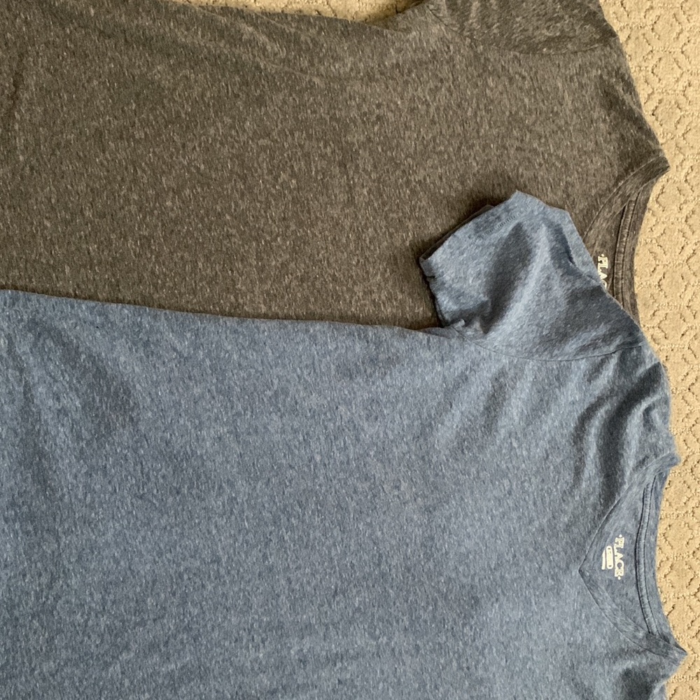 Boys Children’s Place v neck shirts